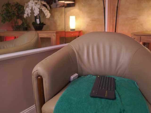 SiennaJayden live cam on BongaCams