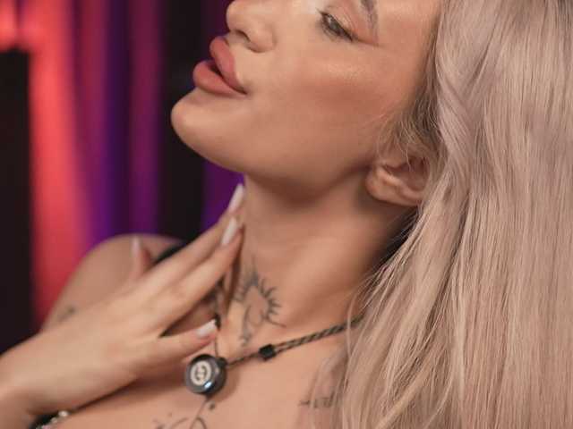 SiennaJayden live cam on BongaCams