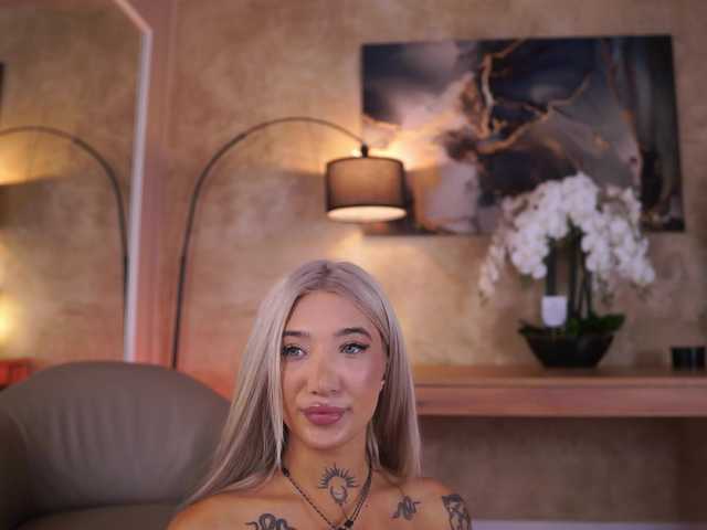 SiennaJayden live cam on BongaCams