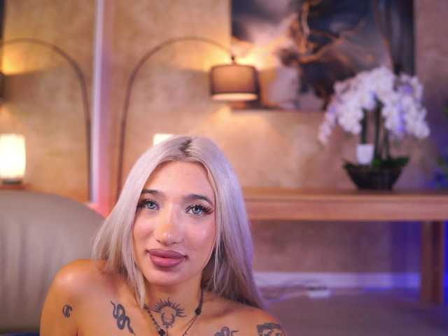 SiennaJayden live cam on BongaCams