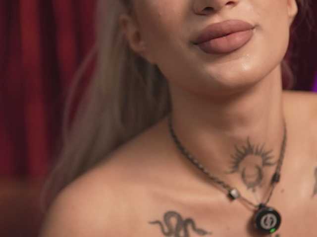 SiennaJayden live cam on BongaCams