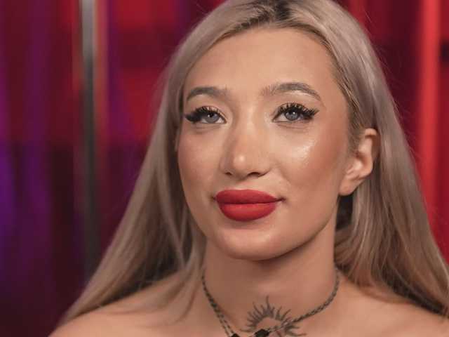 SiennaJayden live cam on BongaCams
