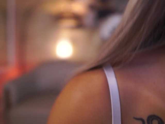 SiennaJayden live cam on BongaCams
