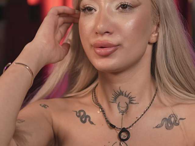 SiennaJayden live cam on BongaCams