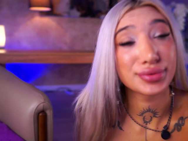 SiennaJayden live cam on BongaCams