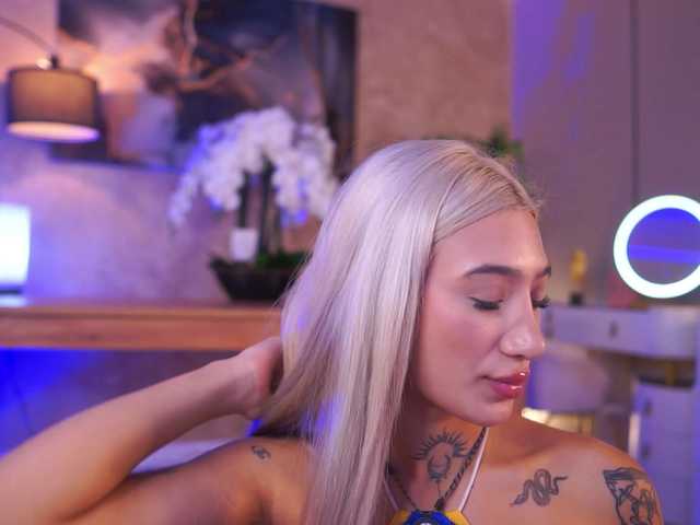 SiennaJayden live cam on BongaCams