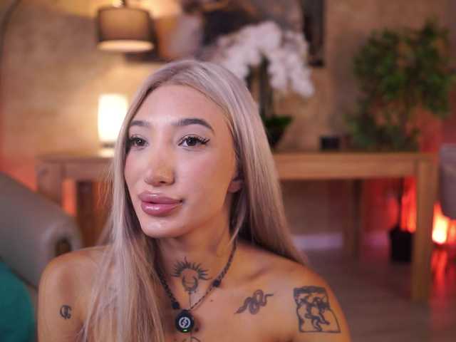 SiennaJayden live cam on BongaCams