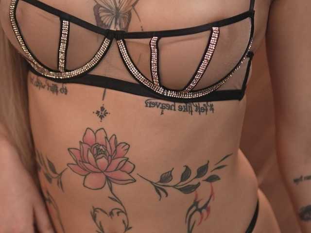 SiennaJayden live cam on BongaCams
