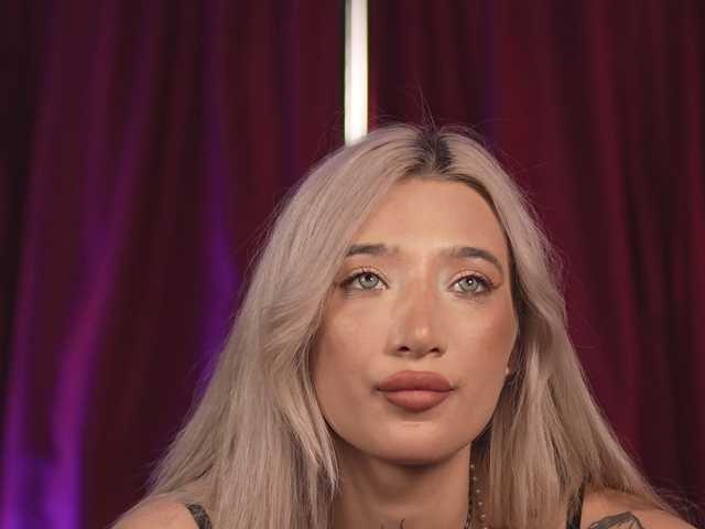 SiennaJayden live cam on BongaCams