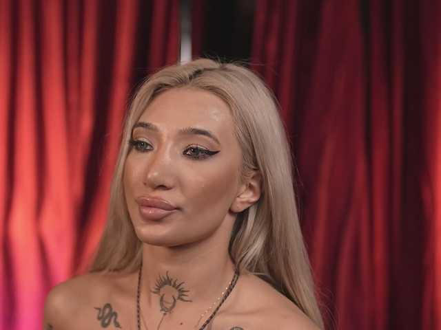 SiennaJayden live cam on BongaCams