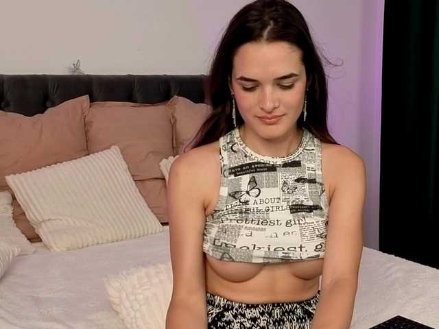 EllaEden live cam on BongaCams