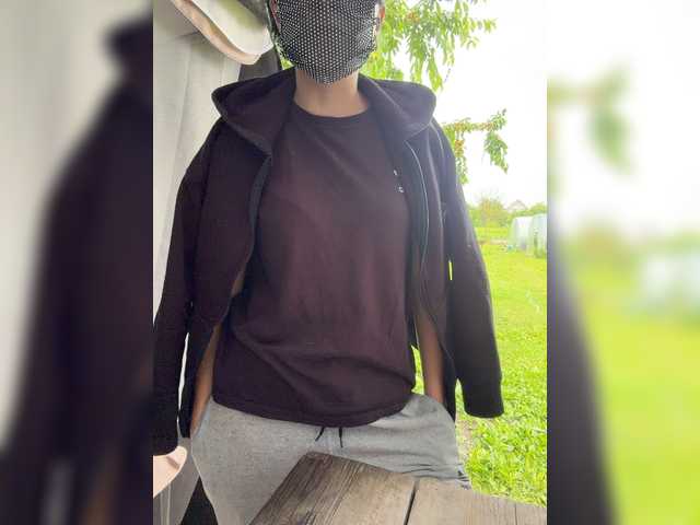 VikkiMouse18