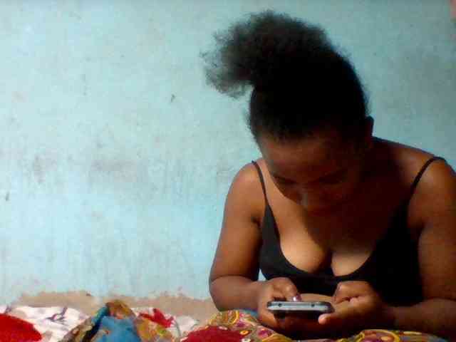 Elidielinah webcam