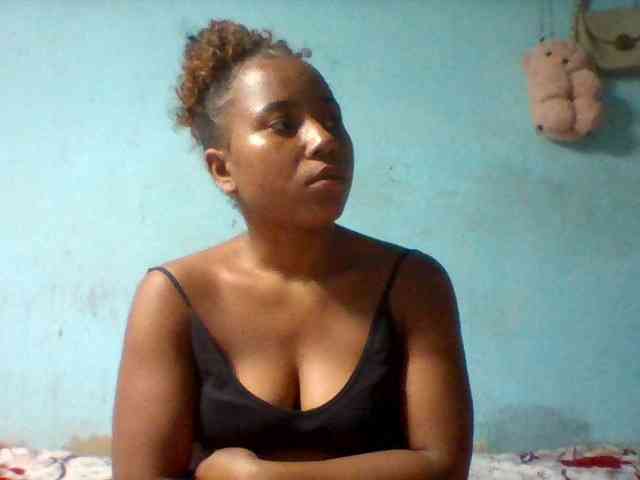 Elidielinah webcam