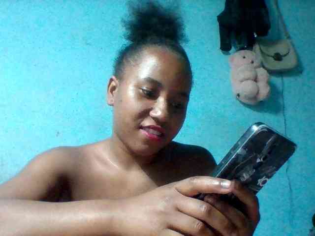 Elidielinah webcam