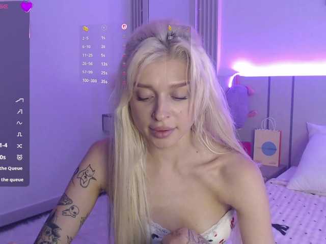BlondyLi live cam on BongaCams