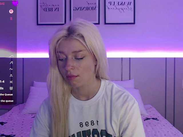 BlondyLi live cam on BongaCams
