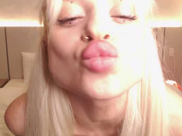 BlondyLi