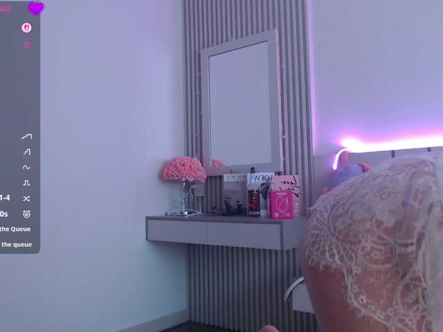 BlondyLi live cam on BongaCams