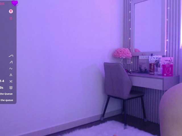 BlondyLi live cam on BongaCams