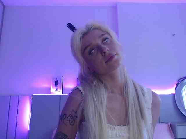 BlondyLi