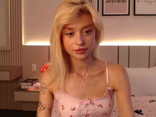 BlondyLi