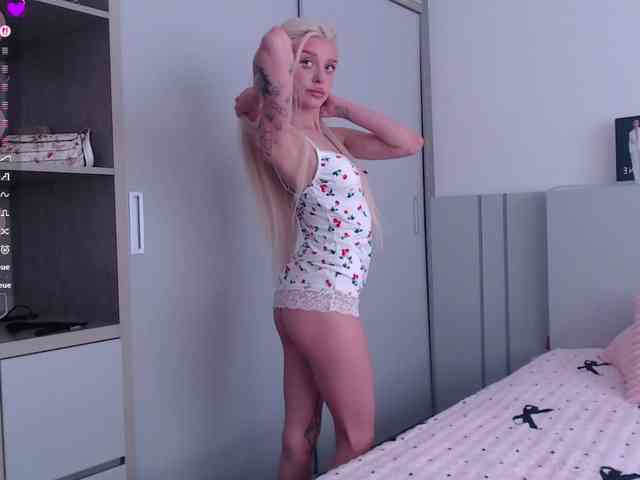 BlondyLi BlondyLi