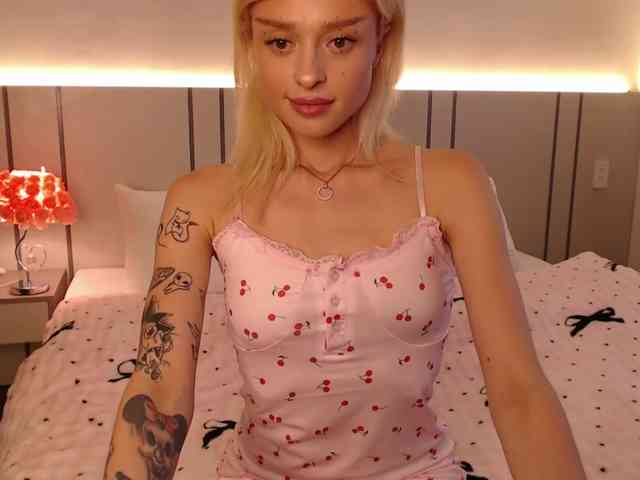 BlondyLi