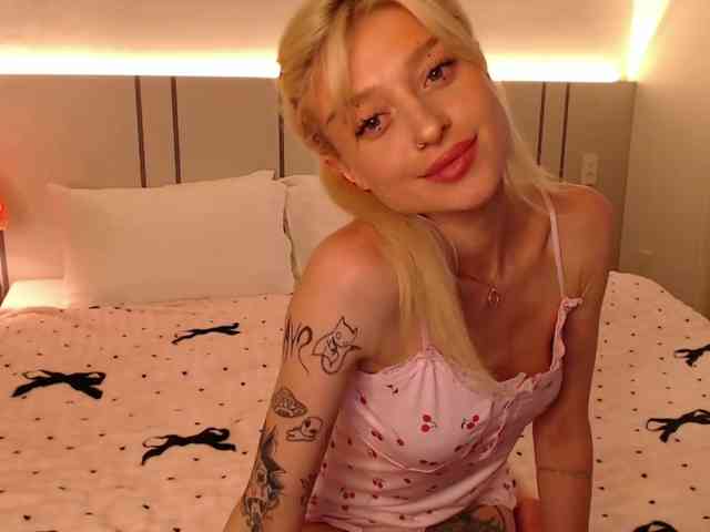 BlondyLi