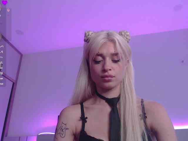 BlondyLi