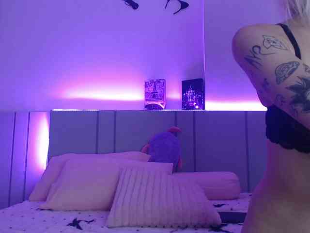 BlondyLi