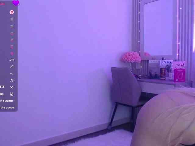 BlondyLi webcam