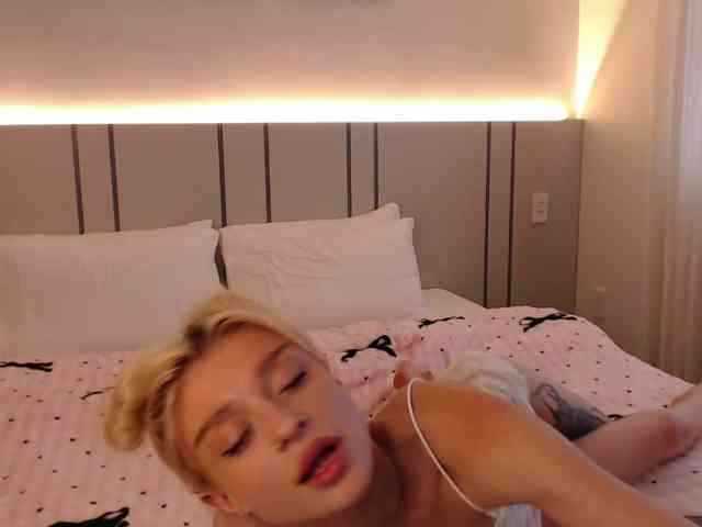 BlondyLi