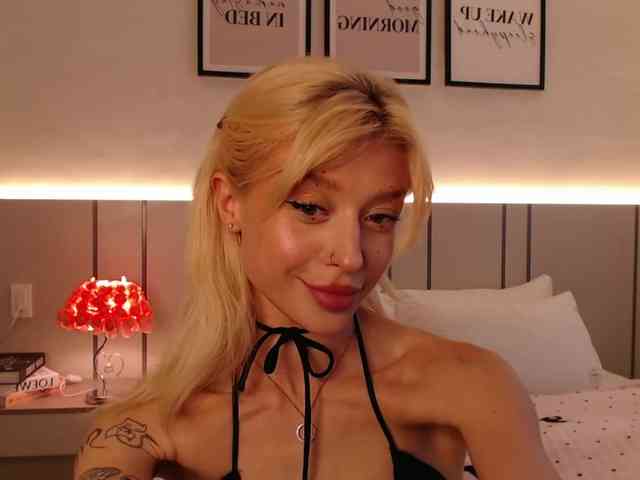 BlondyLi