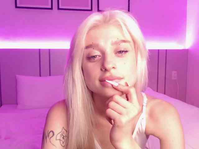 BlondyLi