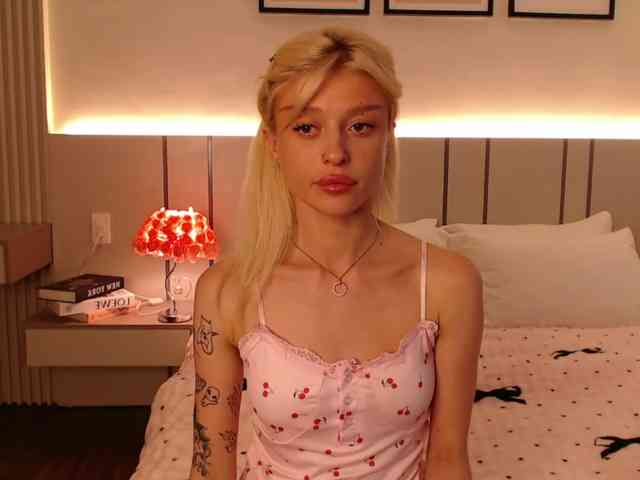 BlondyLi