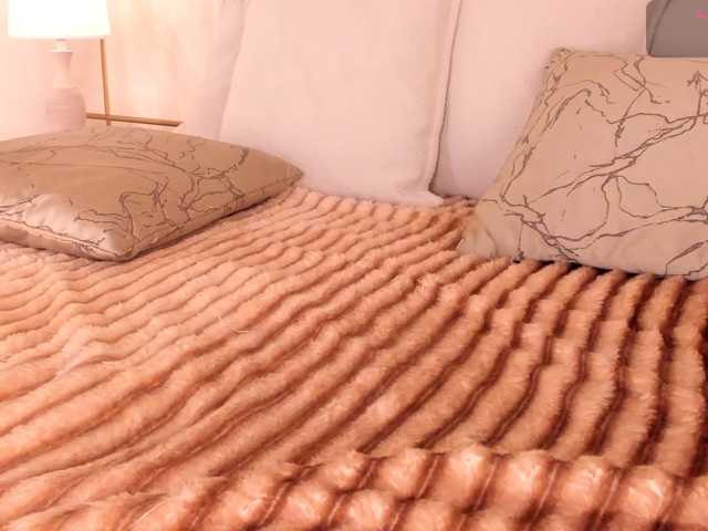 dionneventuri live cam on BongaCams