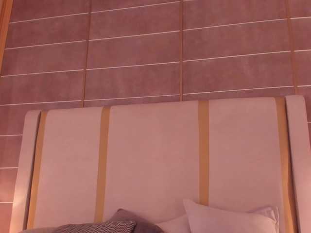 dionneventuri live cam on BongaCams