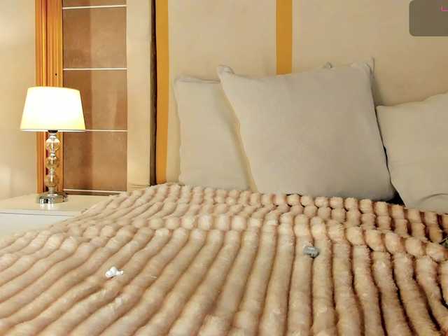 dionneventuri live cam on BongaCams