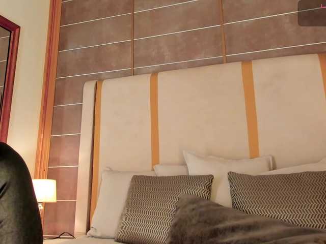 dionneventuri live cam on BongaCams