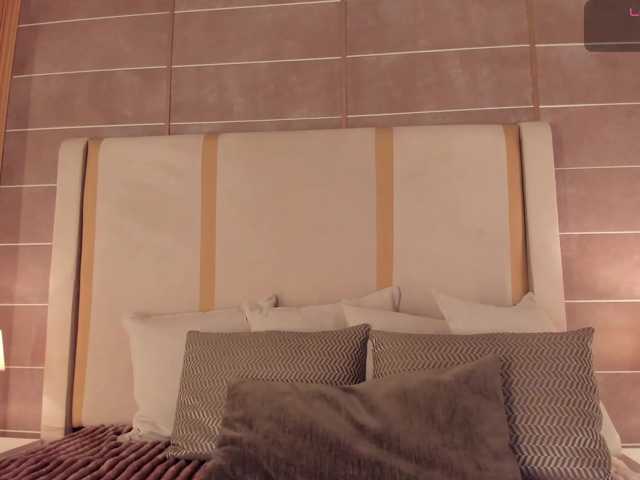 dionneventuri live cam on BongaCams