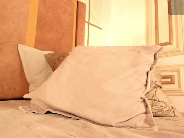 dionneventuri live cam on BongaCams