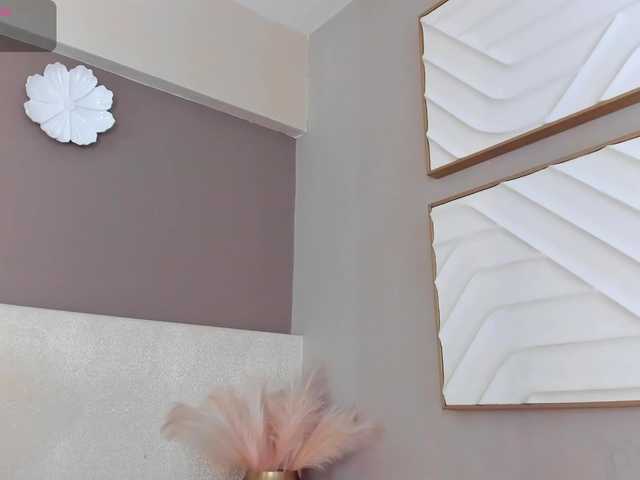 dionneventuri live cam on BongaCams
