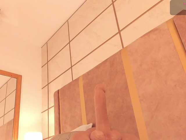 dionneventuri live cam on BongaCams