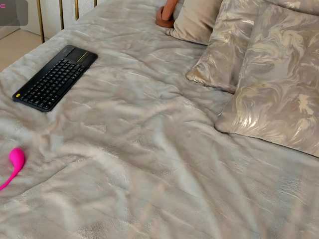 dionneventuri live cam on BongaCams
