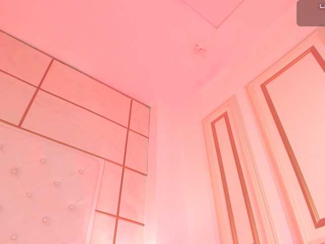dionneventuri live cam on BongaCams