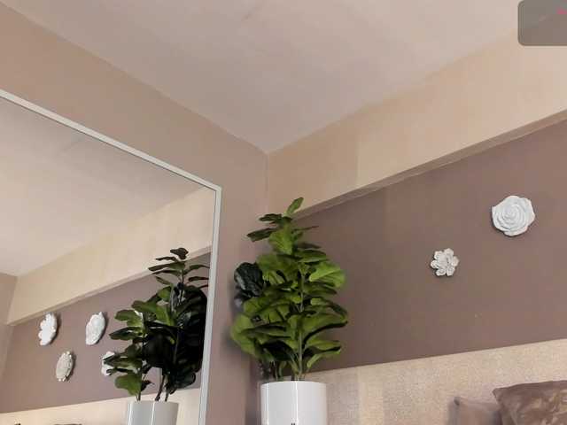 dionneventuri live sex show