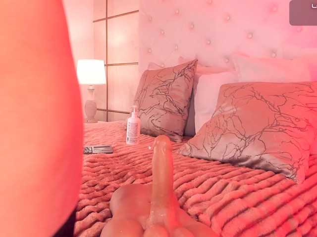 le modèle dionneventuri est en webcam porno dans un show sur le site bongacams, il possède les tags suivants: Latino/Hispanic,Brunette,Shaved