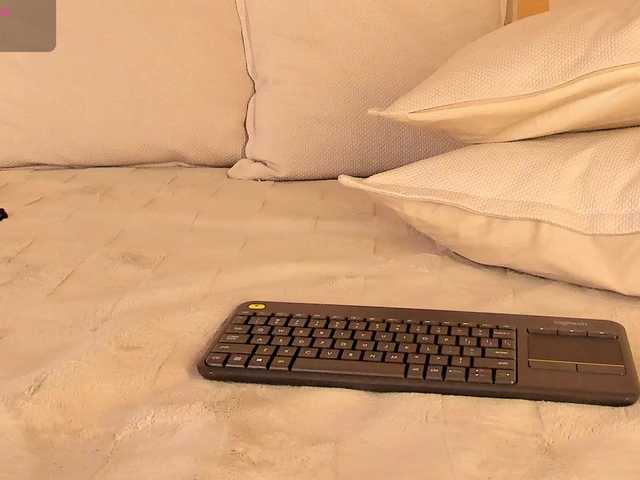 dionneventuri live cam on BongaCams