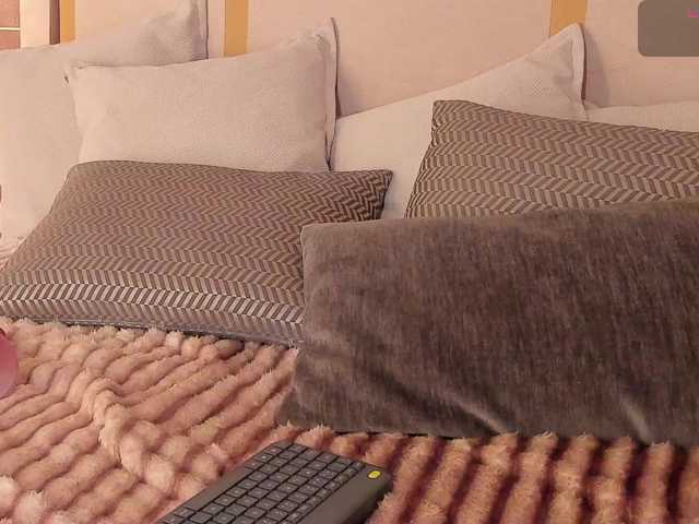 dionneventuri live cam on BongaCams